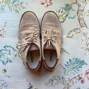 Boys suede boots size 3